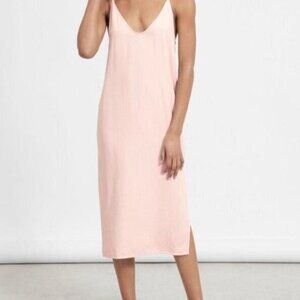 Everlane Size 8 Blush Ultimate Slip Dress